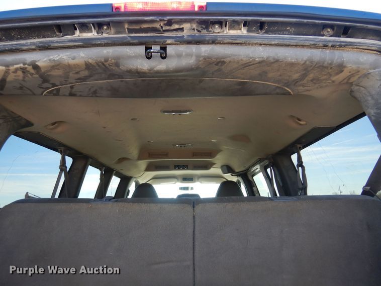 image for item GG9932 2012 Chevrolet Express 2500  van