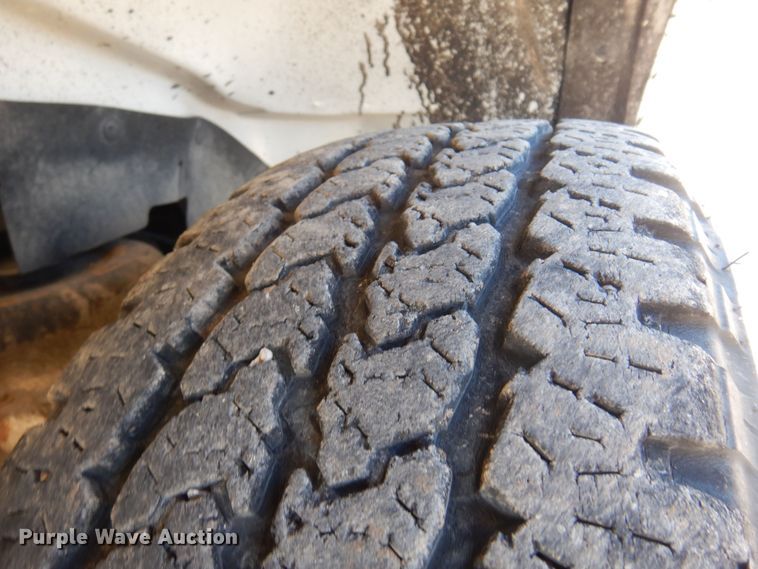 image for item GG9932 2012 Chevrolet Express 2500  van