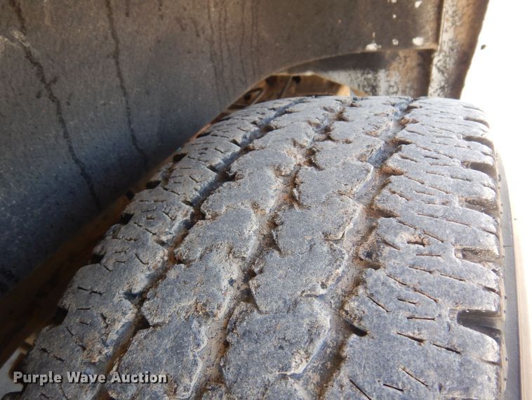 image for item GG9932 2012 Chevrolet Express 2500  van