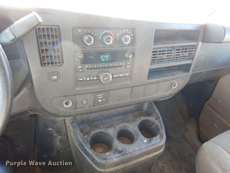 image for item GG9933 2012 Chevrolet Express 3500  van