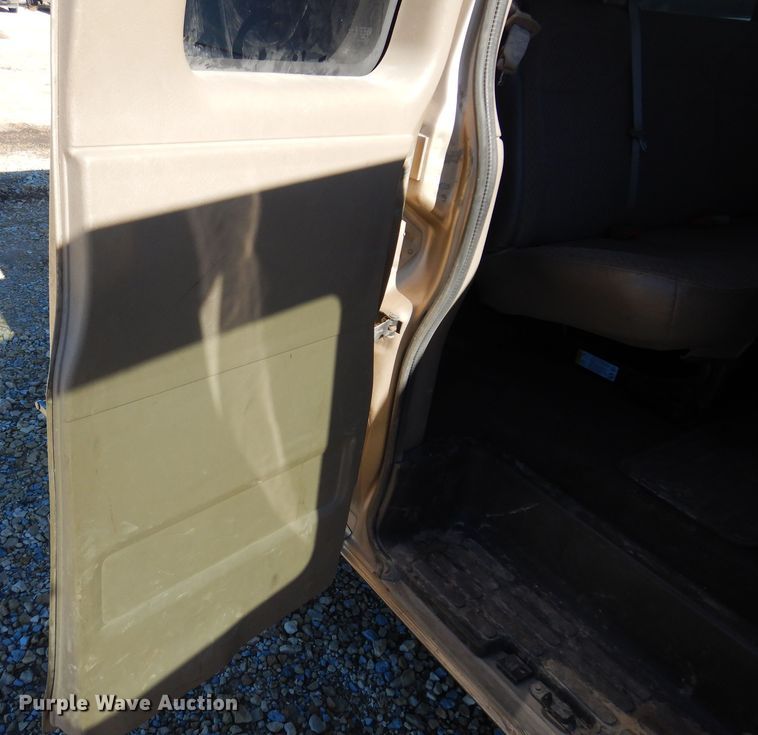 image for item GG9933 2012 Chevrolet Express 3500  van