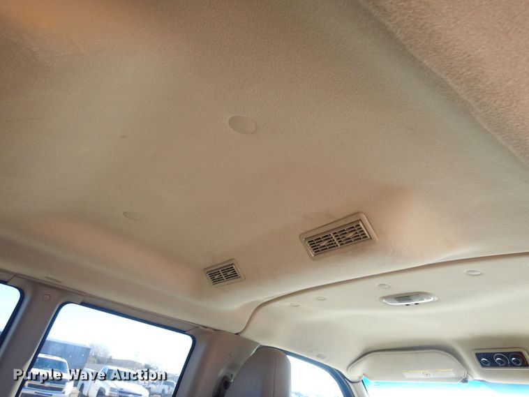 image for item GG9933 2012 Chevrolet Express 3500  van