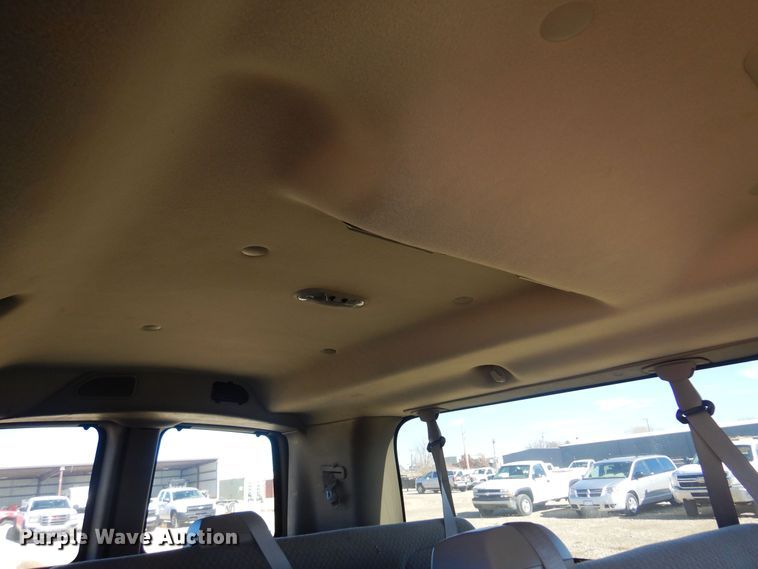 image for item GG9933 2012 Chevrolet Express 3500  van