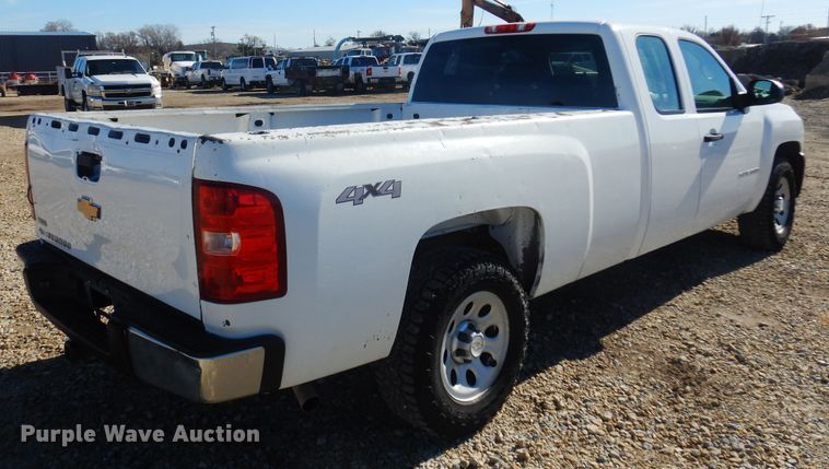 image for item GG9935 2010 Chevrolet Silverado 1500  Ext. Cab pickup truck