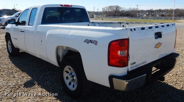 image for item GG9935 2010 Chevrolet Silverado 1500  Ext. Cab pickup truck