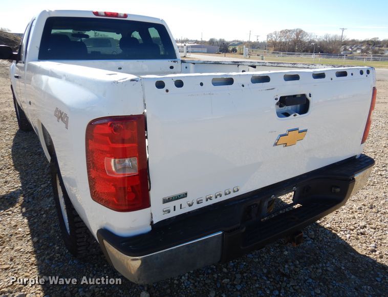 image for item GG9935 2010 Chevrolet Silverado 1500  Ext. Cab pickup truck