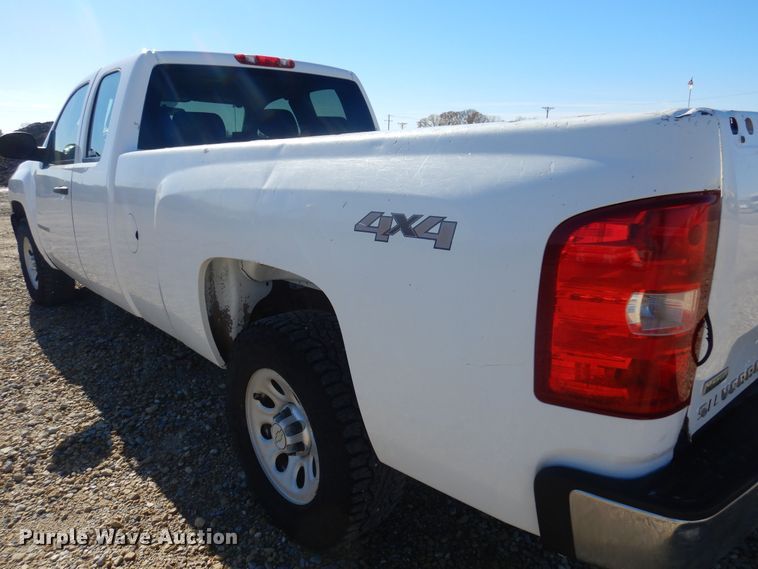 image for item GG9935 2010 Chevrolet Silverado 1500  Ext. Cab pickup truck