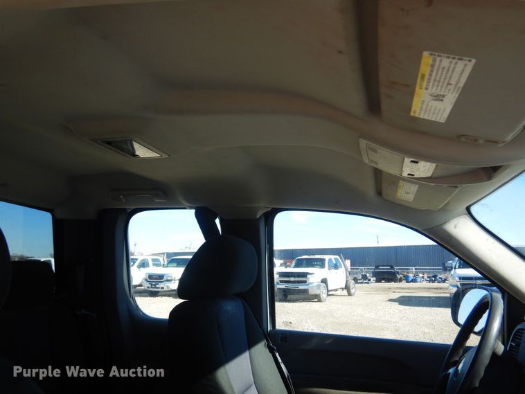 image for item GG9935 2010 Chevrolet Silverado 1500  Ext. Cab pickup truck