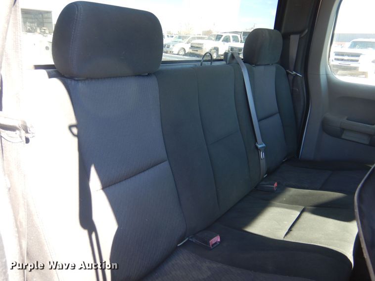 image for item GG9935 2010 Chevrolet Silverado 1500  Ext. Cab pickup truck