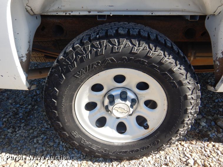 image for item GG9935 2010 Chevrolet Silverado 1500  Ext. Cab pickup truck