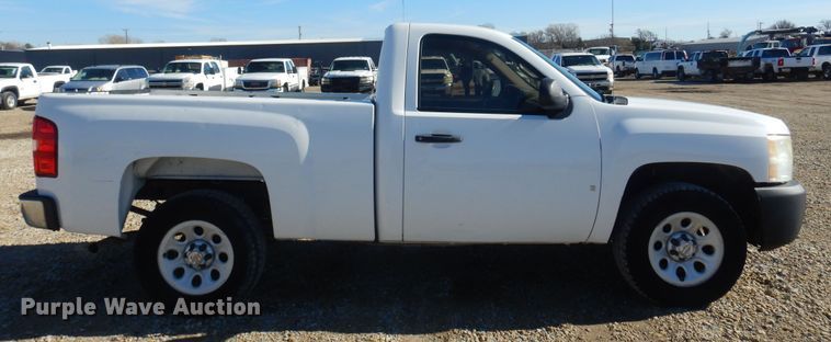 image for item GG9936 2008 Chevrolet Silverado 1500  pickup truck