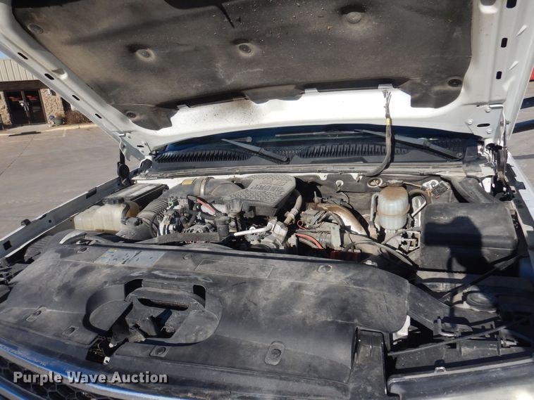 image for item GG9940 2006 Chevrolet Silverado 2500HD  Crew Cab pickup truck