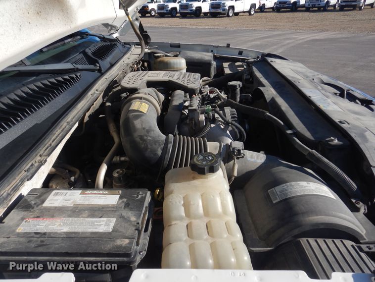 image for item GG9940 2006 Chevrolet Silverado 2500HD  Crew Cab pickup truck