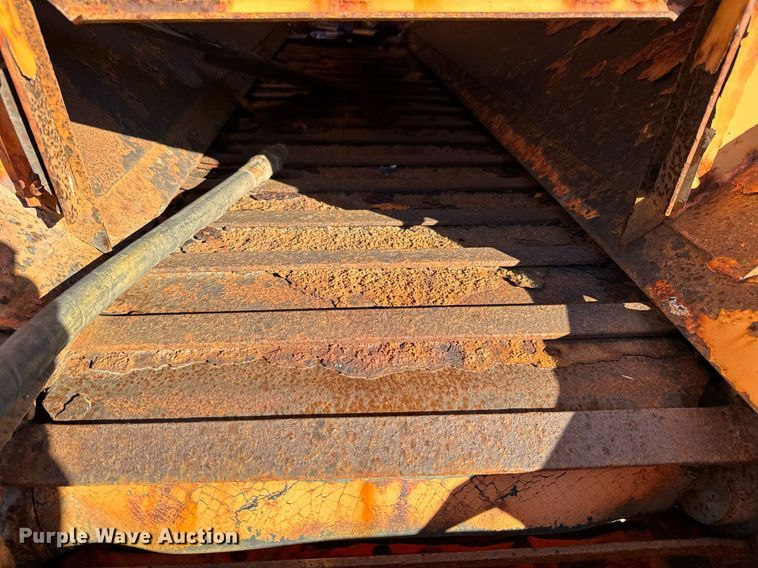 image for item GG9965 Henderson  spreader