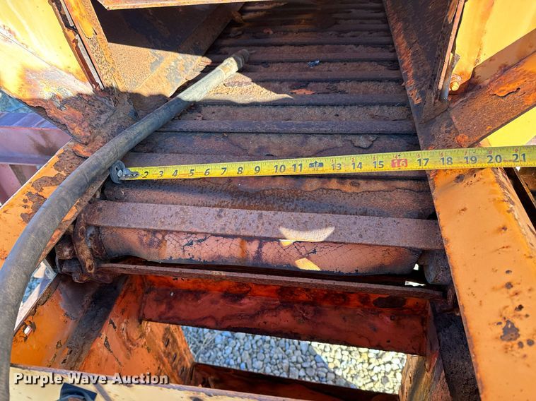 image for item GG9965 Henderson  spreader