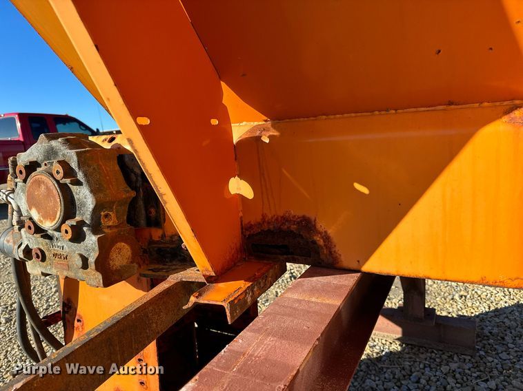 image for item GG9965 Henderson  spreader