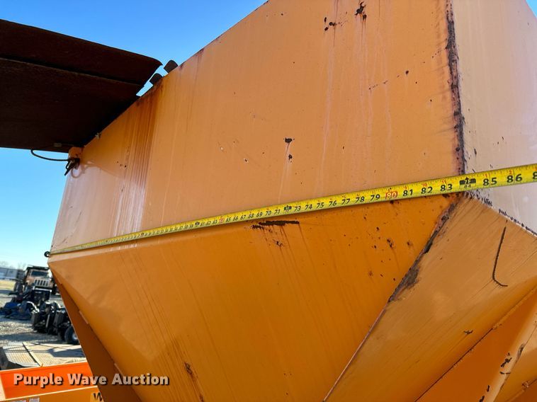 image for item GG9965 Henderson  spreader