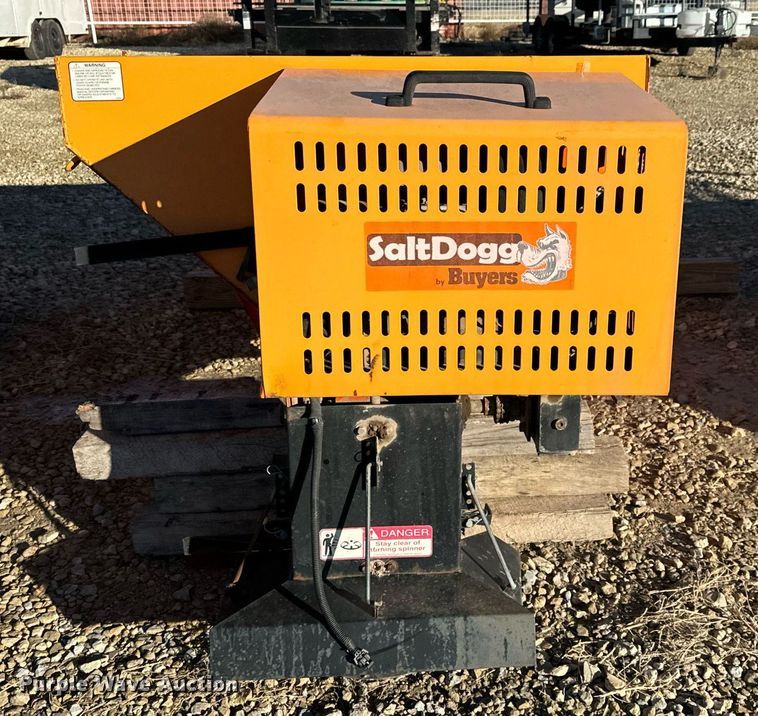 image for item GG9966 Buyers Salt Dogg  spreader