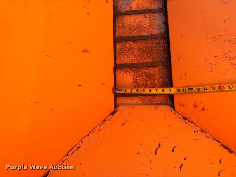 image for item GG9966 Buyers Salt Dogg  spreader