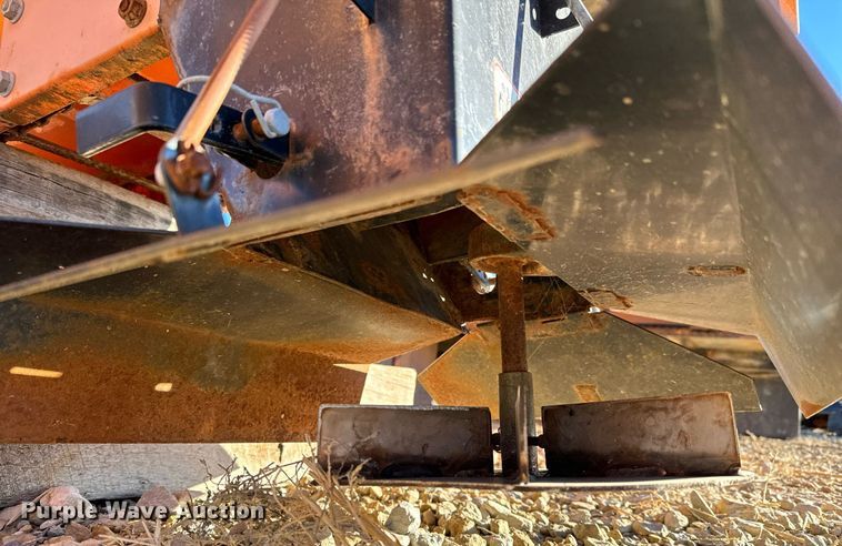 image for item GG9966 Buyers Salt Dogg  spreader