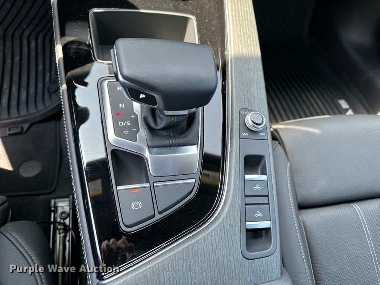 image for item HY9026 2021 Audi A5 Quattro  convertible