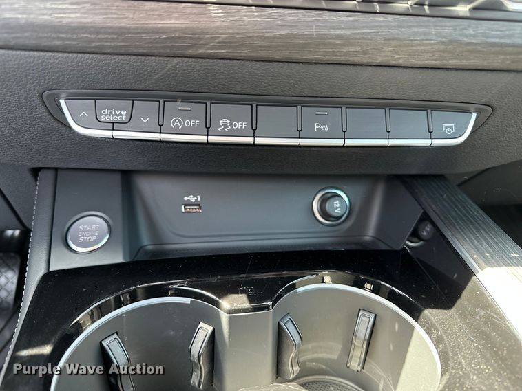 image for item HY9026 2021 Audi A5 Quattro  convertible