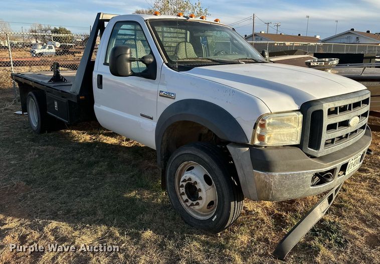 image for item JT9206 2006 Ford F450 Super Duty  flatbed truck