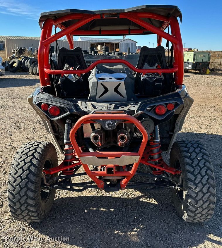 image for item JT9228 2016 Can-Am Maverick  utility vehicle