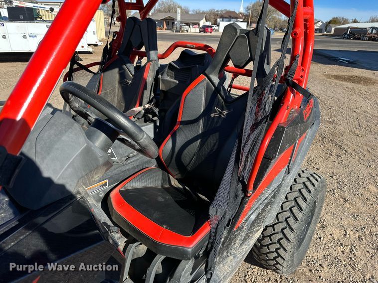image for item JT9228 2016 Can-Am Maverick  utility vehicle