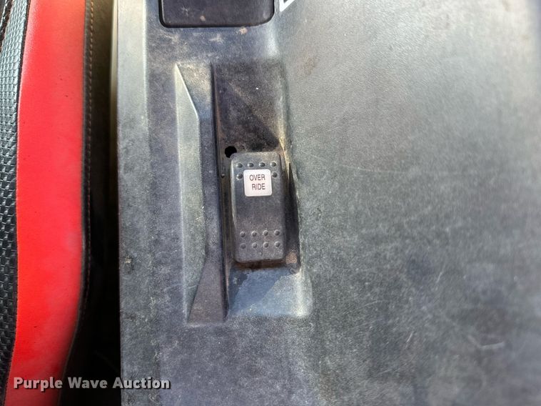 image for item JT9228 2016 Can-Am Maverick  utility vehicle