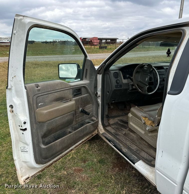 image for item JT9230 2010 Ford F150  pickup truck