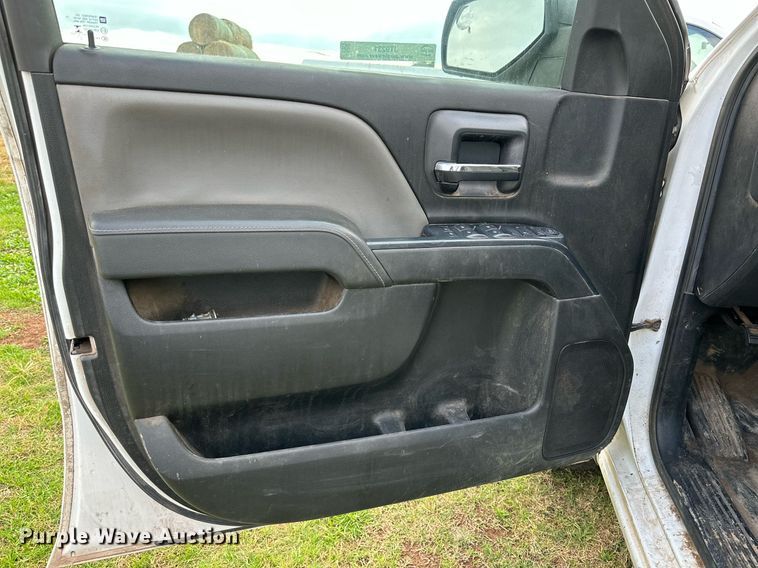 image for item JT9231 2015 Chevrolet Silverado 1500  Double Cab pickup truck