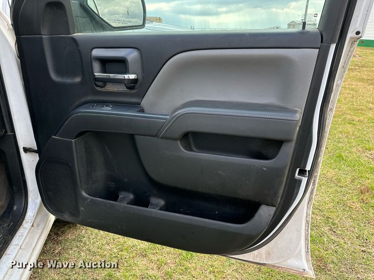 image for item JT9231 2015 Chevrolet Silverado 1500  Double Cab pickup truck