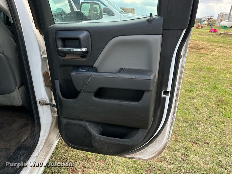 image for item JT9231 2015 Chevrolet Silverado 1500  Double Cab pickup truck