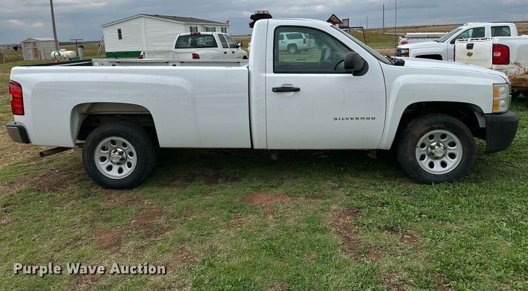 image for item JT9232 2013 Chevrolet Silverado 1500  pickup truck