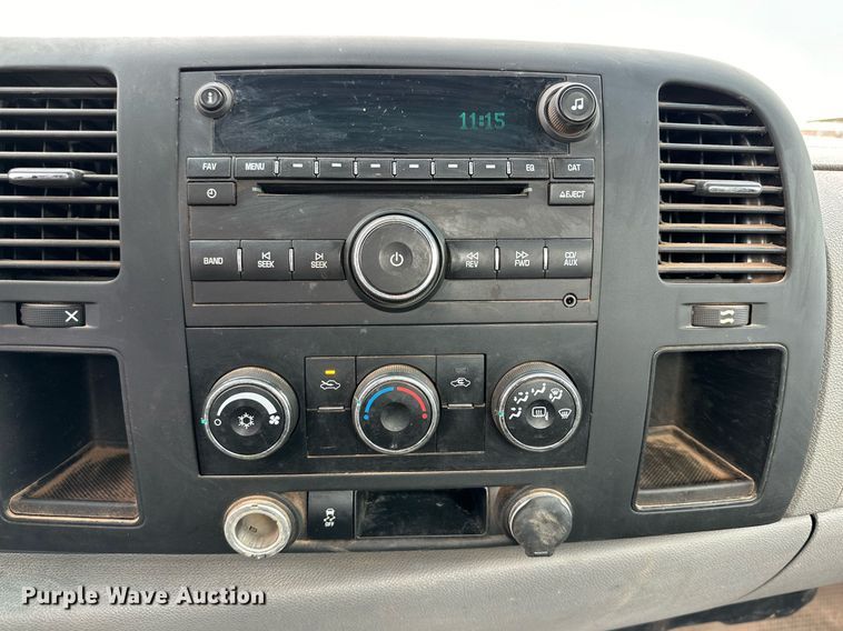 image for item JT9232 2013 Chevrolet Silverado 1500  pickup truck