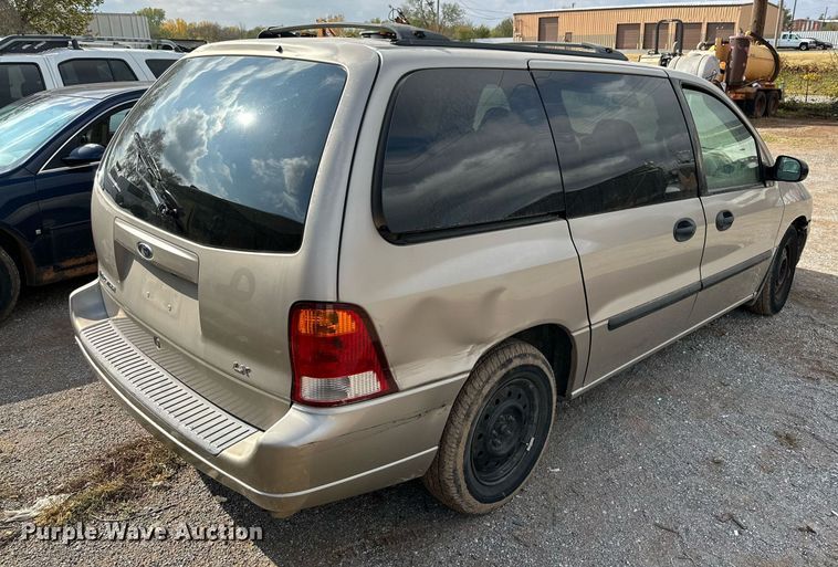 image for item JT9233 2003 Ford Windstar  van