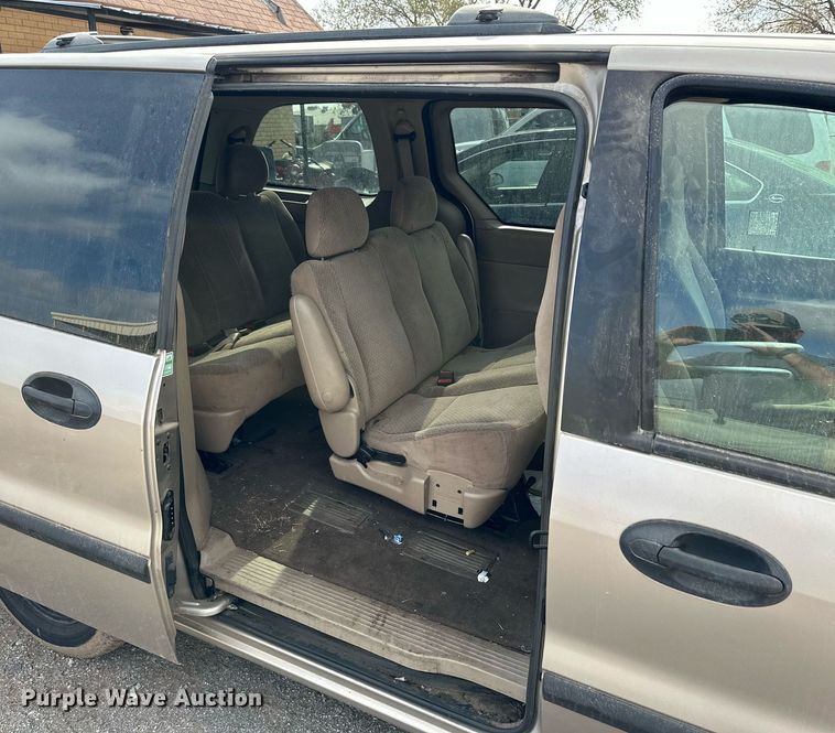 image for item JT9233 2003 Ford Windstar  van