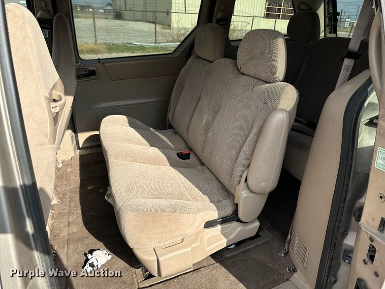 image for item JT9233 2003 Ford Windstar  van