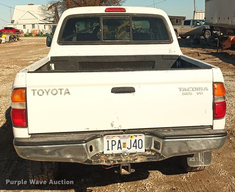 image for item KG9578 2003 Toyota Tacoma SR5  Double Cab pickup truck