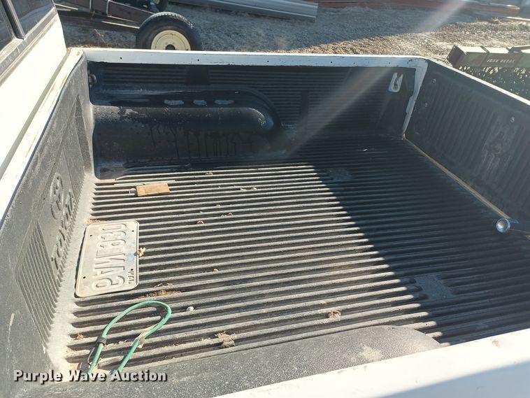 image for item KG9578 2003 Toyota Tacoma SR5  Double Cab pickup truck