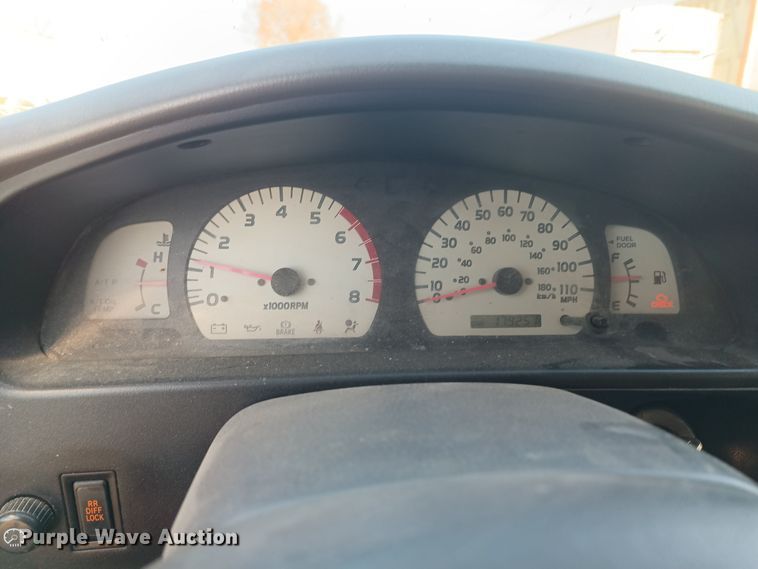 image for item KG9578 2003 Toyota Tacoma SR5  Double Cab pickup truck