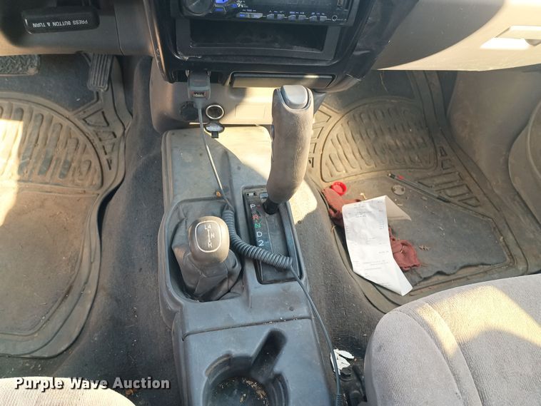 image for item KG9578 2003 Toyota Tacoma SR5  Double Cab pickup truck