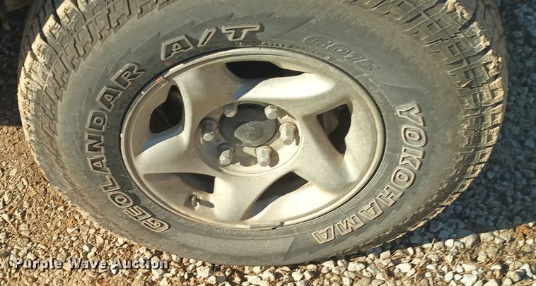 image for item KG9578 2003 Toyota Tacoma SR5  Double Cab pickup truck