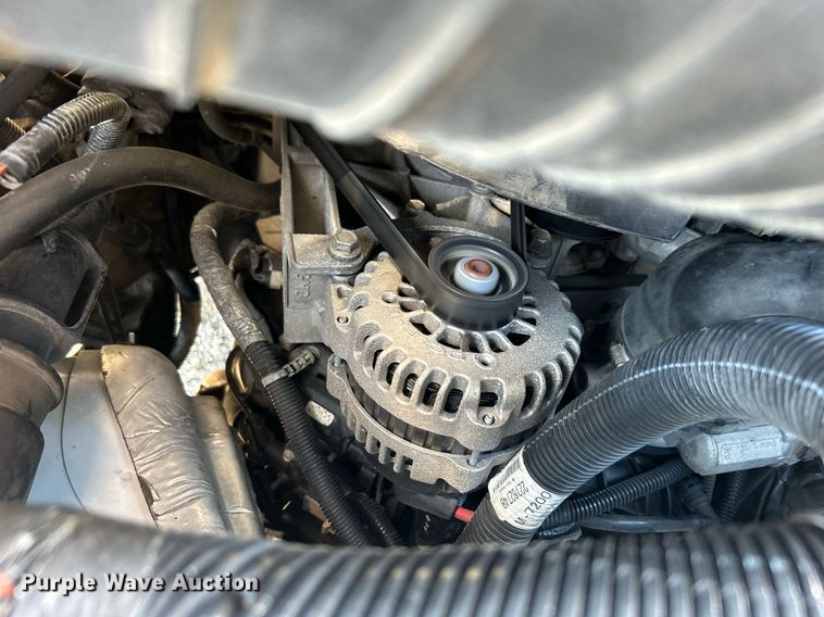 image for item KH9583 2011 Chevrolet Express G3500  shuttle bus