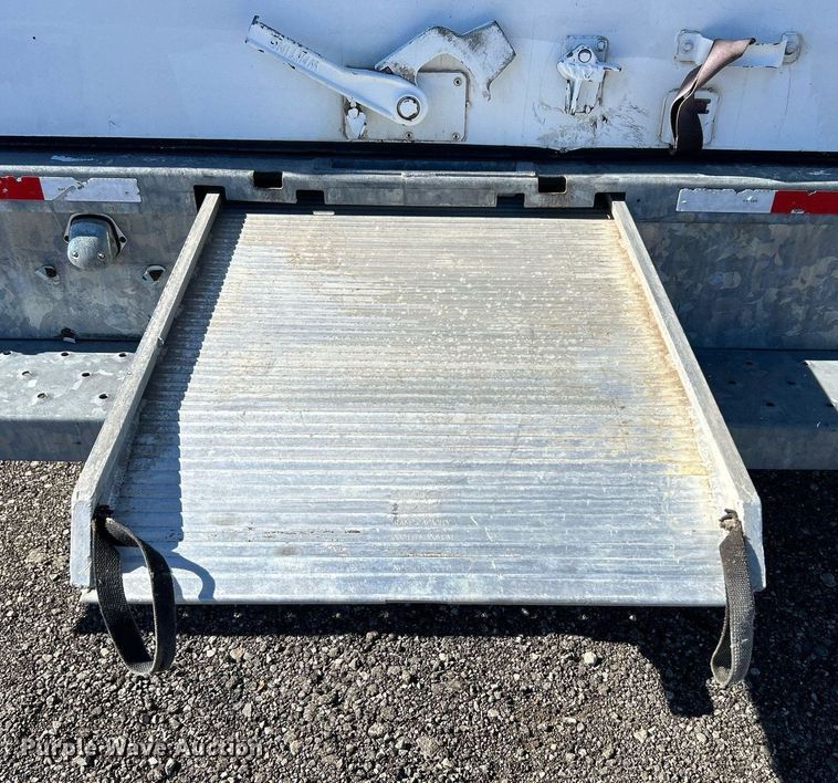 image for item KH9602 2006 Ford E450 Super Duty  box truck