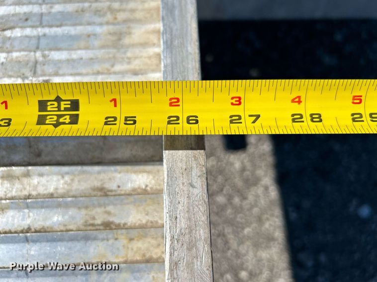 image for item KH9602 2006 Ford E450 Super Duty  box truck