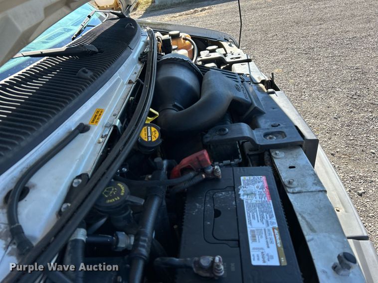 image for item KH9602 2006 Ford E450 Super Duty  box truck