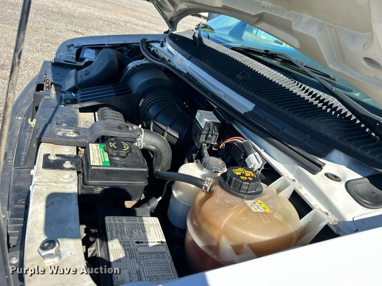 image for item KH9602 2006 Ford E450 Super Duty  box truck