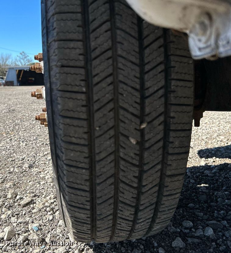 image for item KH9602 2006 Ford E450 Super Duty  box truck